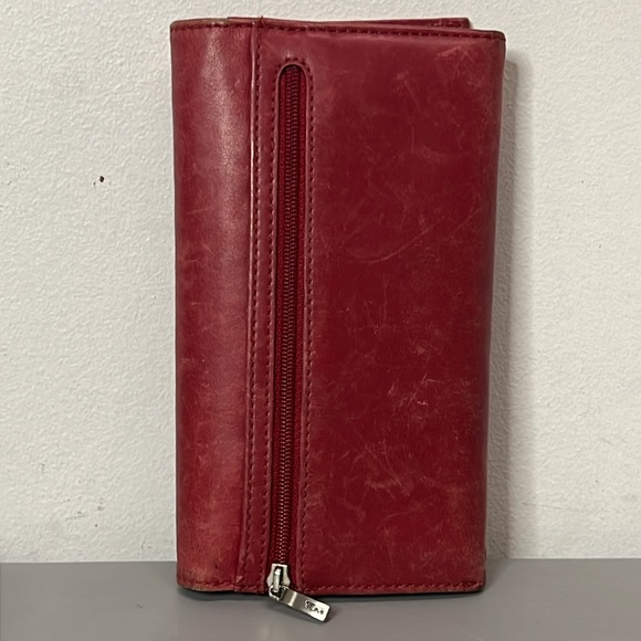 Tumi Full Size Bifold Red Leather Snap Wallet - Picture 4 of 4